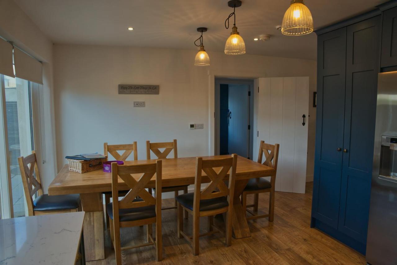Irish Sea Cottage 애날롱 외부 사진